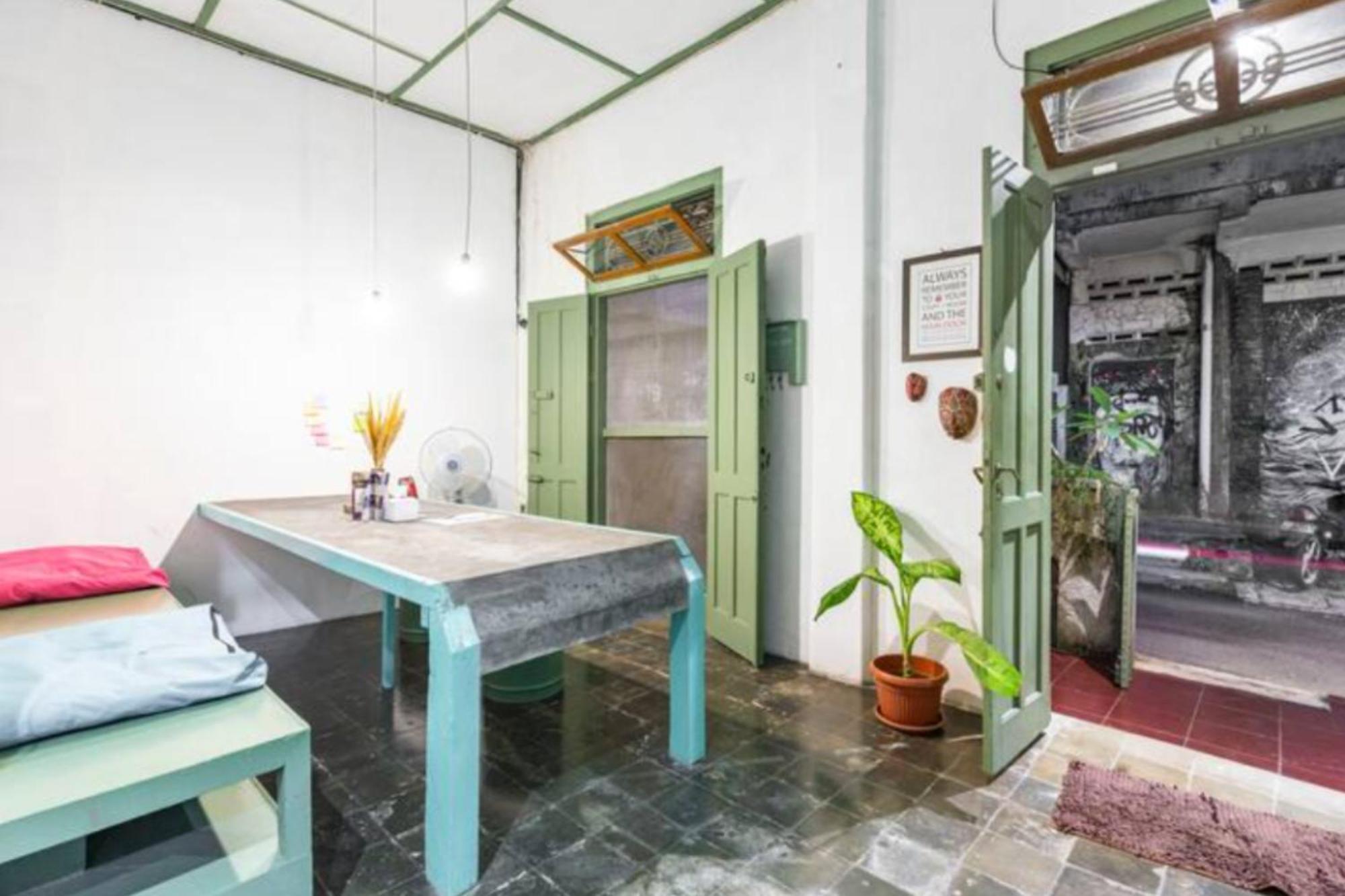 Yogyakarta Bnb Malioboro Exterior photo