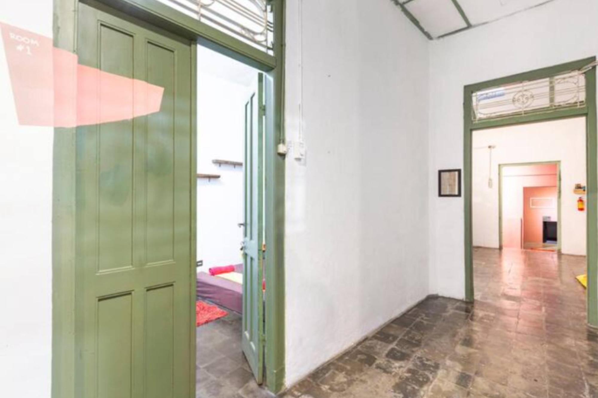 Yogyakarta Bnb Malioboro Room photo